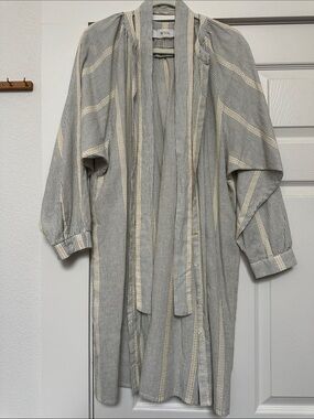 WVN Striped Long Sleeve Shirt Dress in Cream & Gray